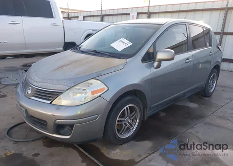 2011 Nissan Versa 1.8S z USA, uszkodzony, nr VIN 3N1BC1CP6BL500350